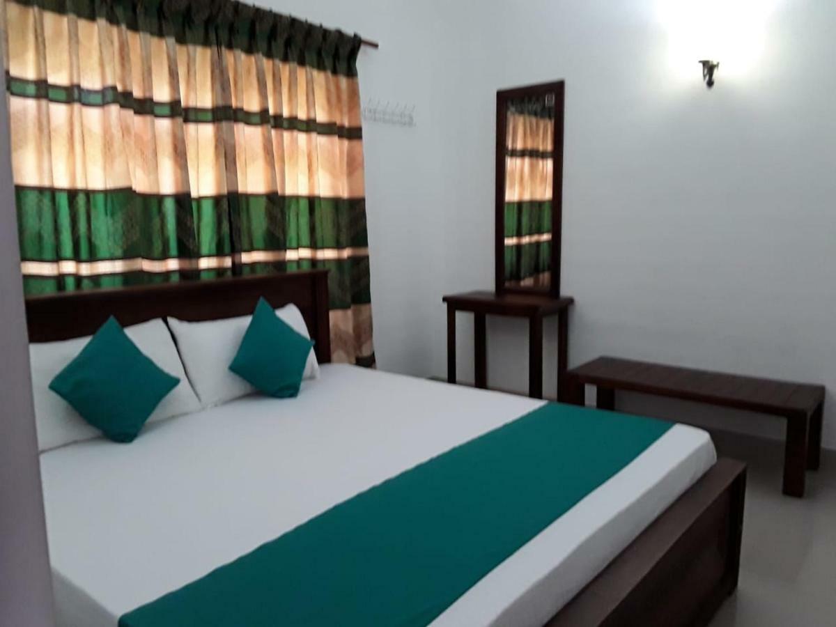 La Sachara Bed & Breakfast Kandy Exterior photo