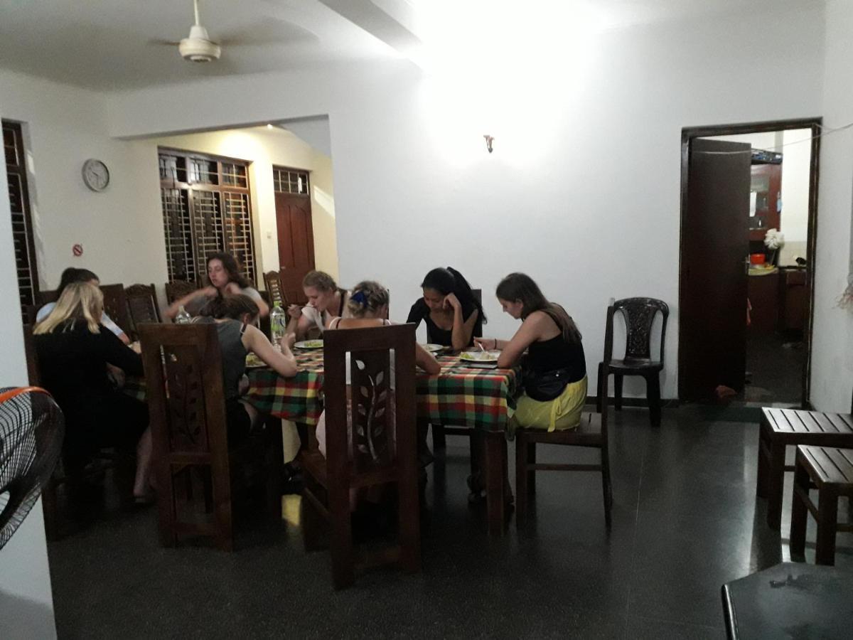 La Sachara Bed & Breakfast Kandy Exterior photo